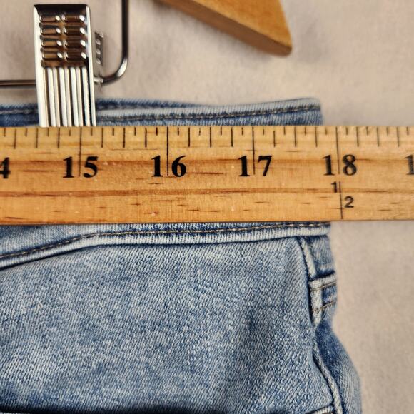 NYDJ Dayla Blue Light Wash High-Rise Wide Cuff Capri Denim Jeans Women's Size 14 - Picture 11 of 15